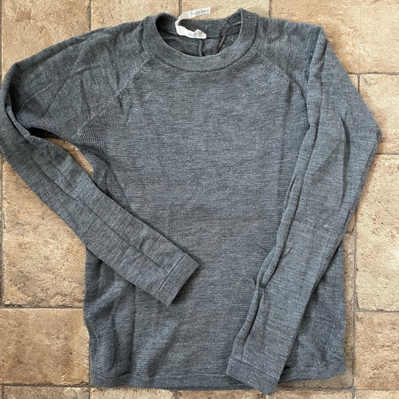 Lululemon sit in lotus sweater 8 - Picture 1 of 6